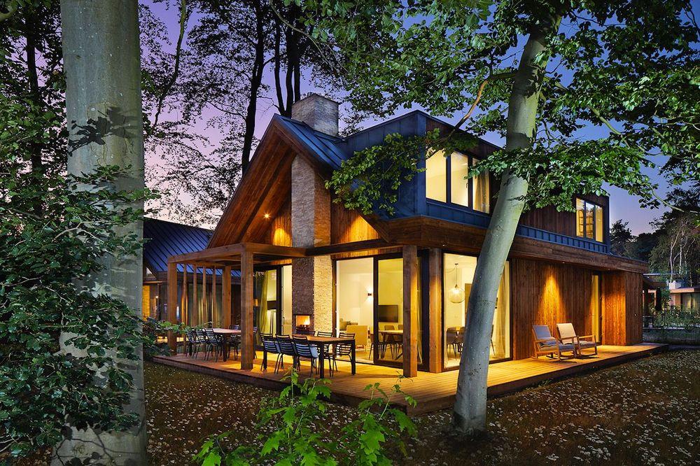 Opening Bergvliet Villa's